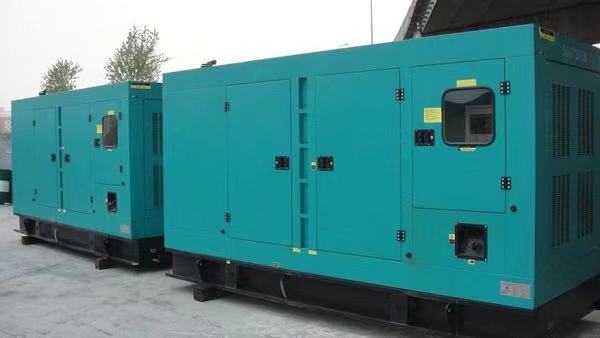 湖北康明斯400kw大型柴油二手发电机组